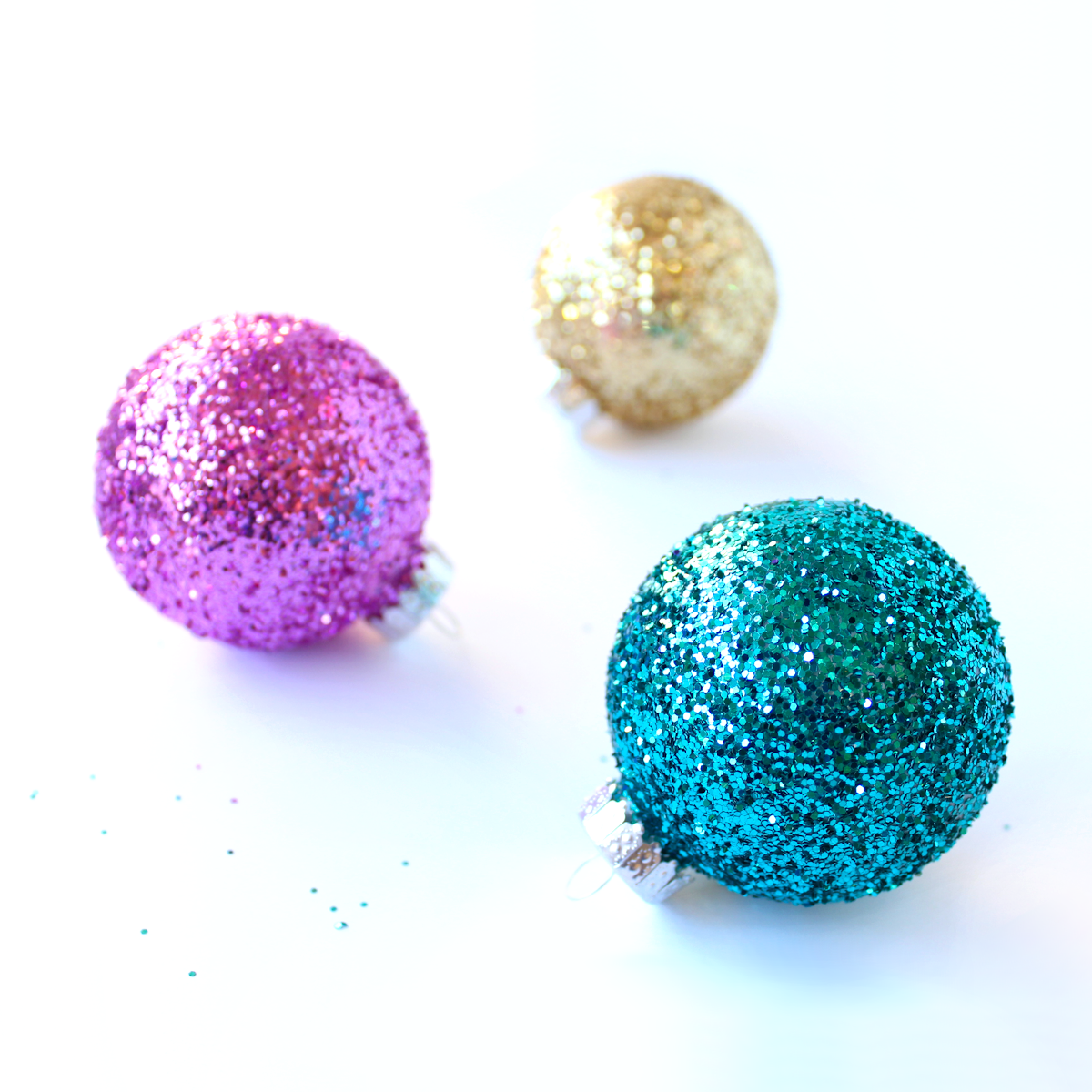 Glittery DIY Ornaments - Lines Across